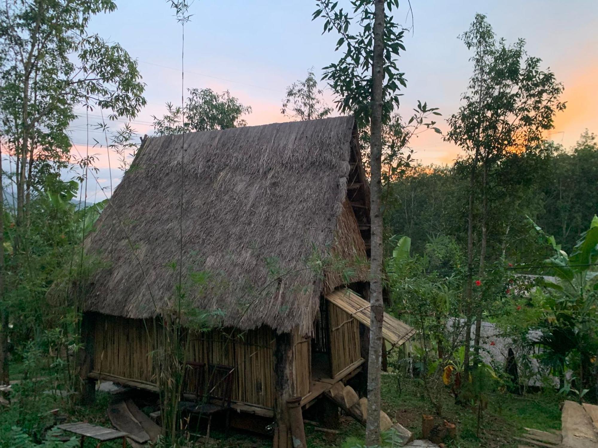 Khu Du Lich Sinh Thai, Nghi Duong Homestay Hoang Anh - Kon Xom Luh コントゥム エクステリア 写真