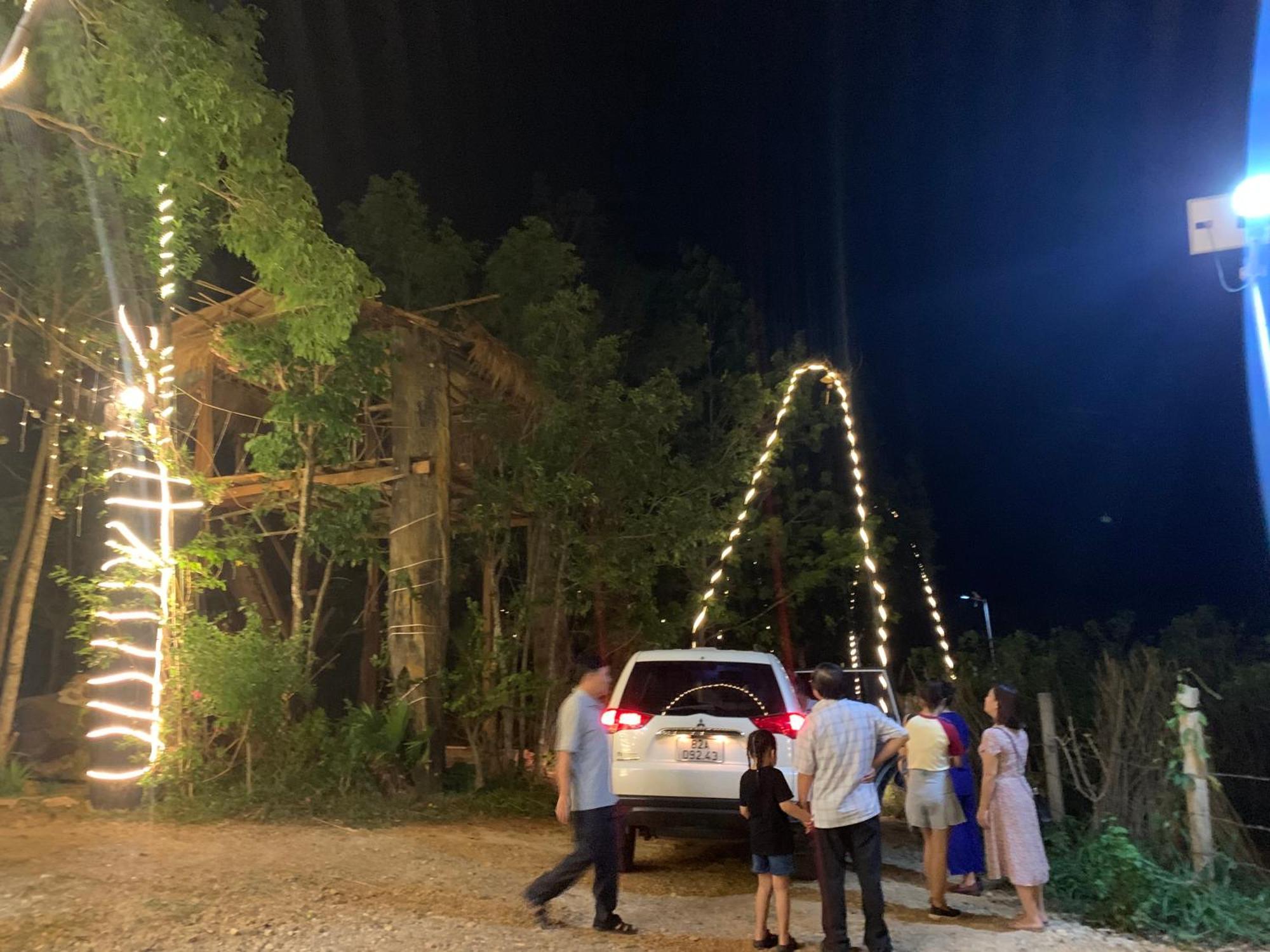 Khu Du Lich Sinh Thai, Nghi Duong Homestay Hoang Anh - Kon Xom Luh コントゥム エクステリア 写真