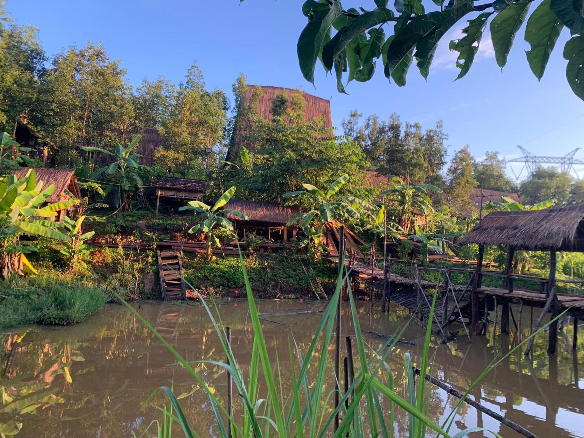 Khu Du Lich Sinh Thai, Nghi Duong Homestay Hoang Anh - Kon Xom Luh コントゥム エクステリア 写真