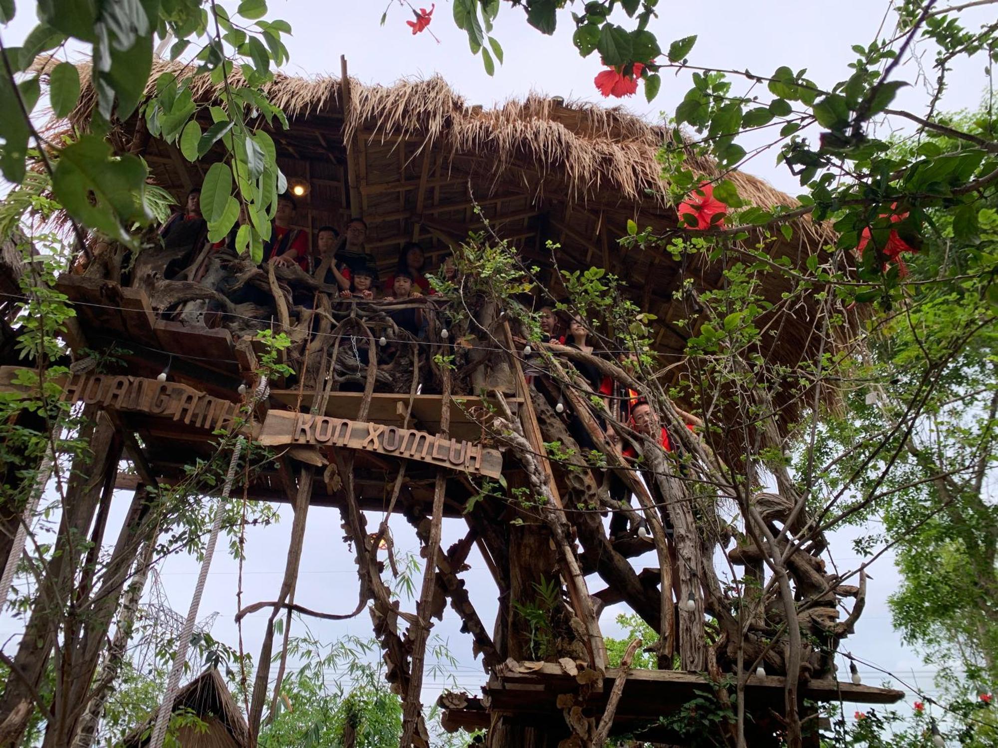 Khu Du Lich Sinh Thai, Nghi Duong Homestay Hoang Anh - Kon Xom Luh コントゥム エクステリア 写真