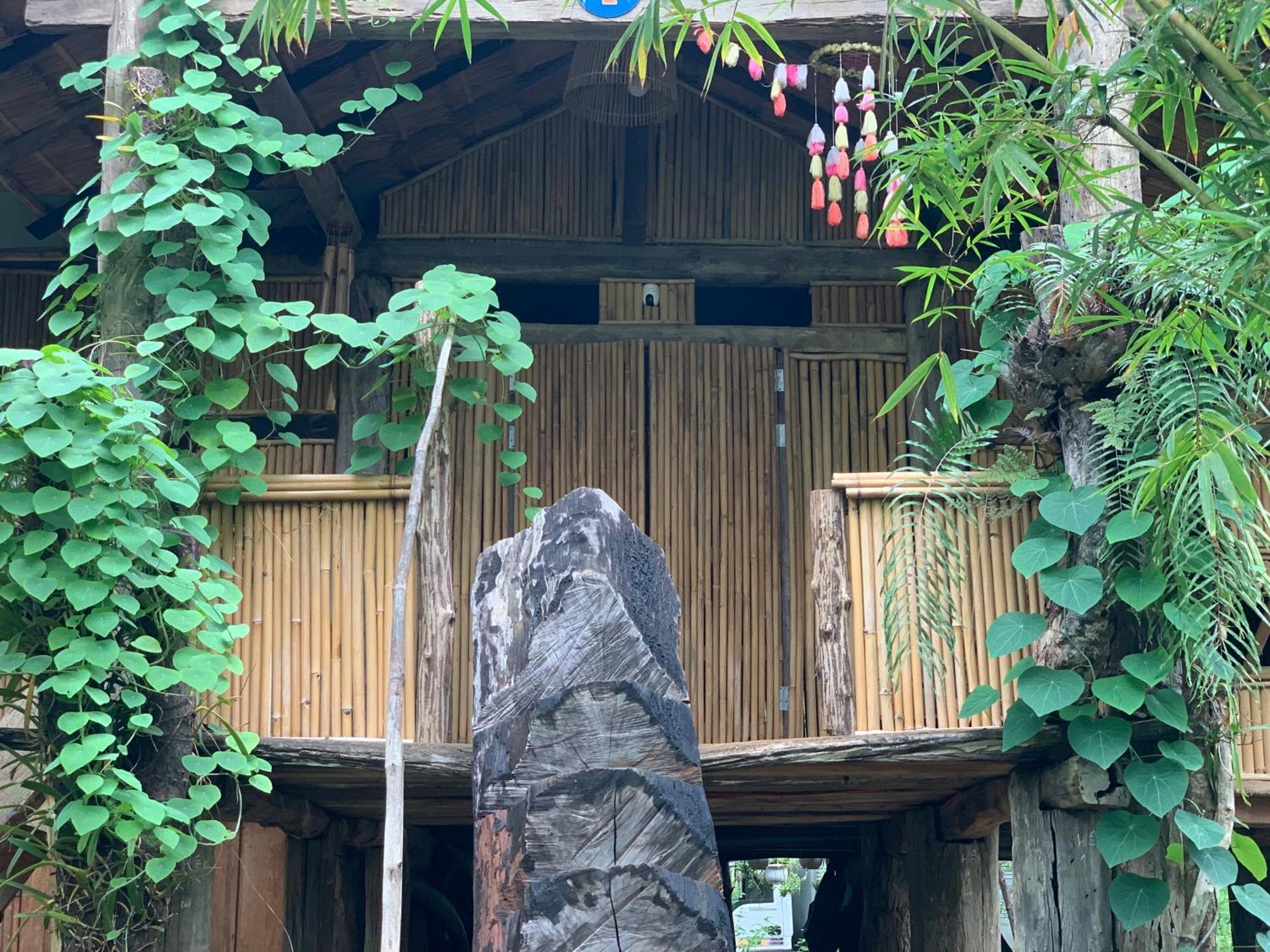 Khu Du Lich Sinh Thai, Nghi Duong Homestay Hoang Anh - Kon Xom Luh コントゥム エクステリア 写真