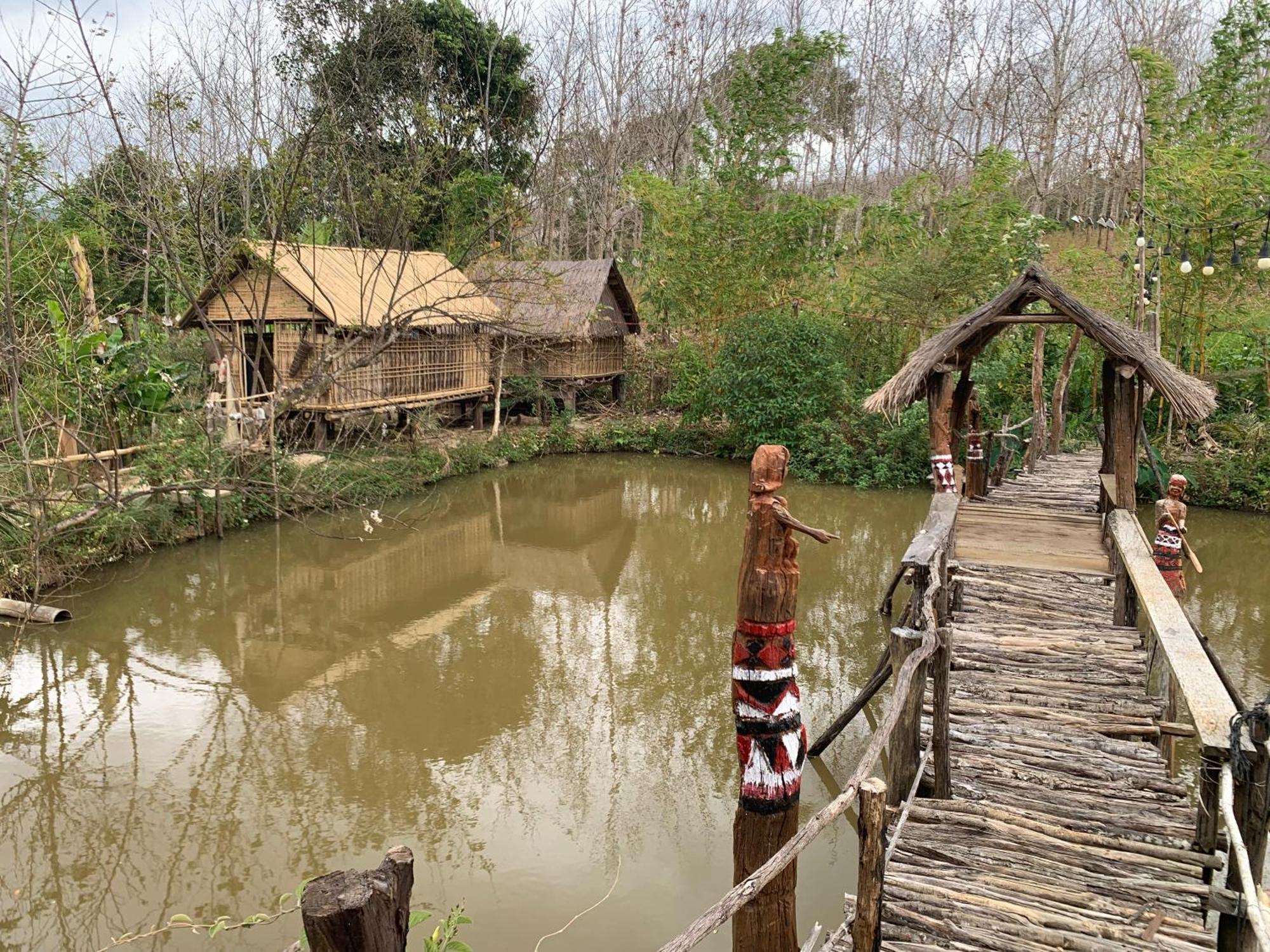 Khu Du Lich Sinh Thai, Nghi Duong Homestay Hoang Anh - Kon Xom Luh コントゥム エクステリア 写真
