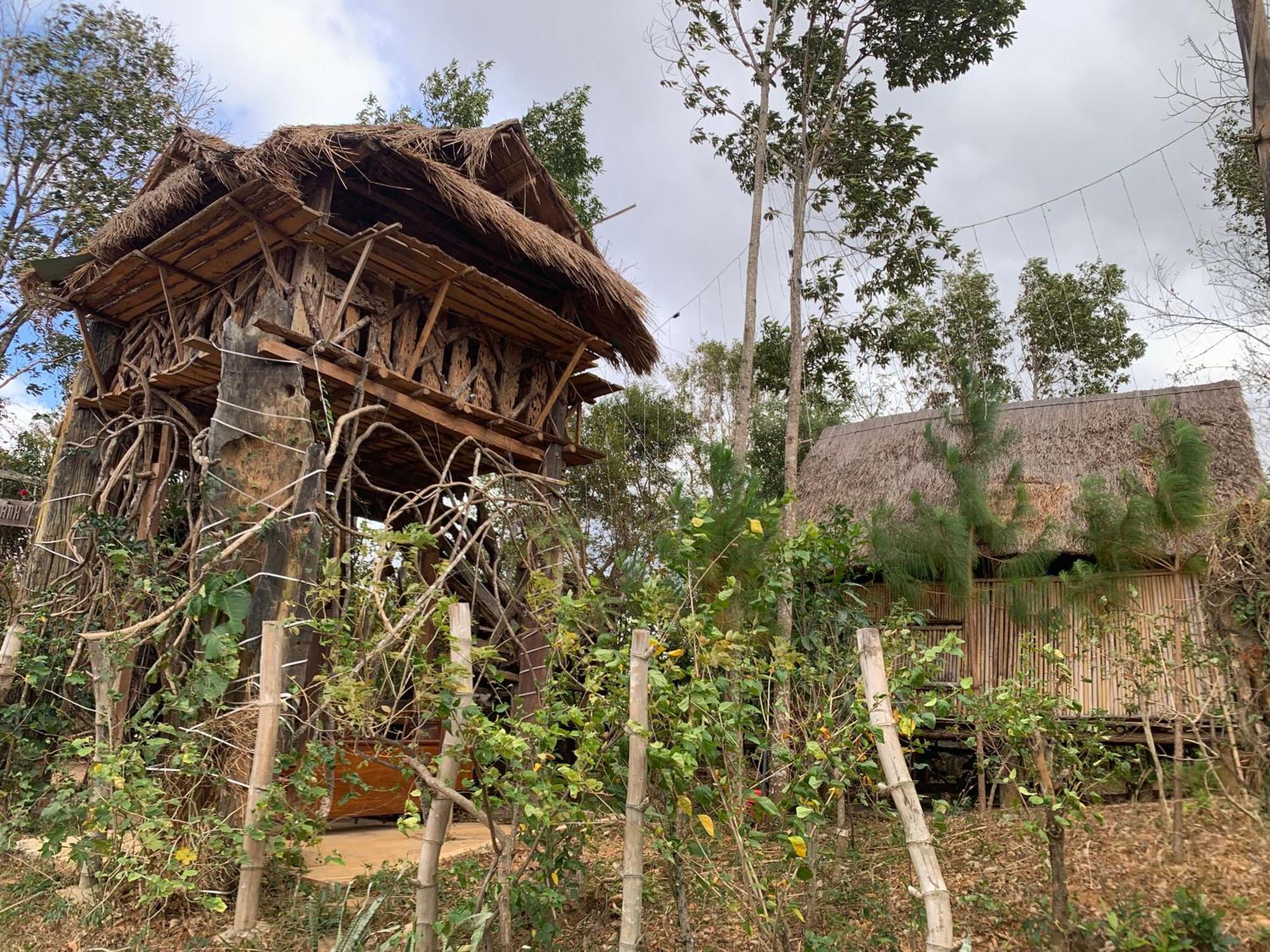 Khu Du Lich Sinh Thai, Nghi Duong Homestay Hoang Anh - Kon Xom Luh コントゥム エクステリア 写真